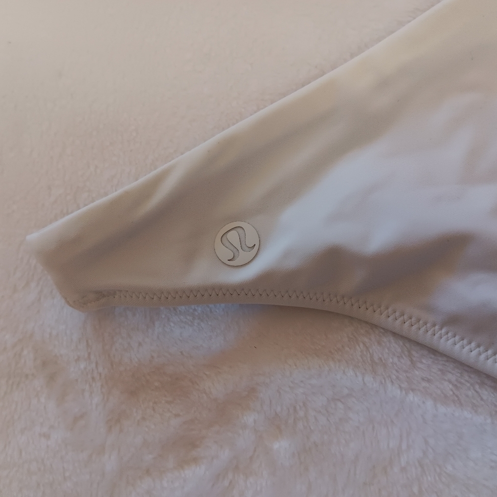 Lululemon Waterside Skimpy Fit Bikini Bottom - Picture 6 of 7